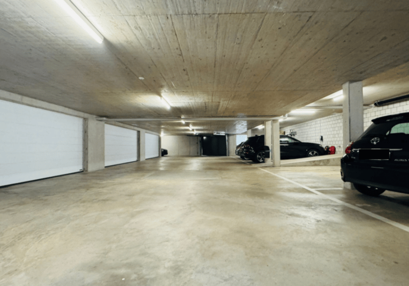 5.5-room maisonette with garden, winter garden, 2 bathrooms, hobby room, and 1 indoor parking space (14)