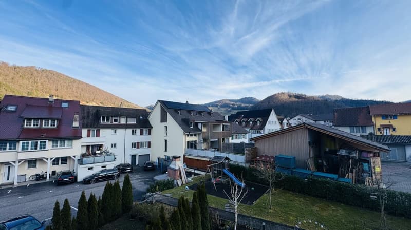 4.5-room maisonette with balcony, 2 wet cells, 2 underground parking spaces, laundry tower, and cellar (13)