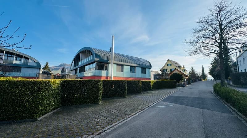 Gepflegte 5.5-Zimmer-Garten-Maisonettewohnung mit Wintergarten, Sitzplatz und Tiefgaragenplatz (14)