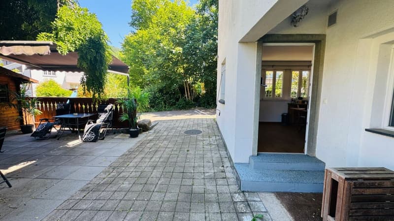 Gut sichtbare Gewerbefläche in Liestal mit Küche, Keller und Parkplatz (10)