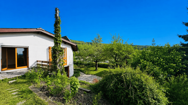 Maison unifamiliale spacieuse avec 2 appartements, places de parking, vue panoramique et jardin dans un excellent emplacement (4)