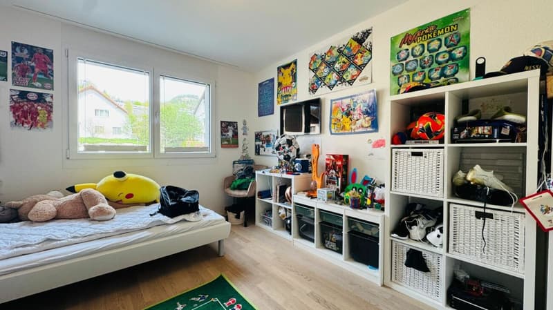 Maisonette spacieuse de 5,5 pièces avec jardin, veranda, 2 salles de bain, atelier et place de parking (10)
