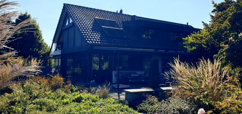 Tenuta esclusiva con villa, casa annessa, unità abitativa separata, studio, garage, piscina e altro (8)