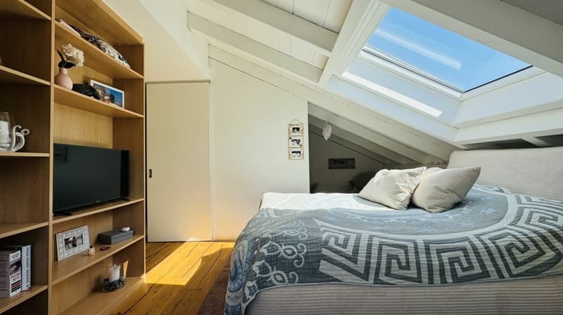 Casa di 6,5 locali con piscina, garage, 3 posti auto e vista aperta (6)