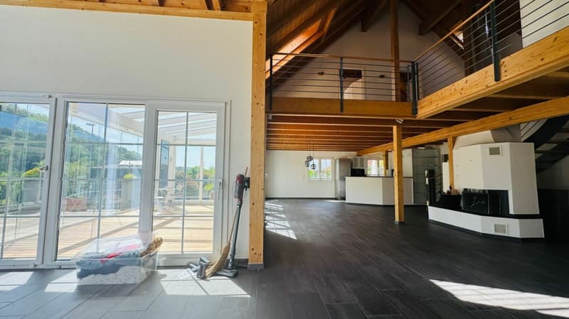 Casa unifamiliare di 4,5 locali con piscina, sauna, serra, garage doppio & vista (12)