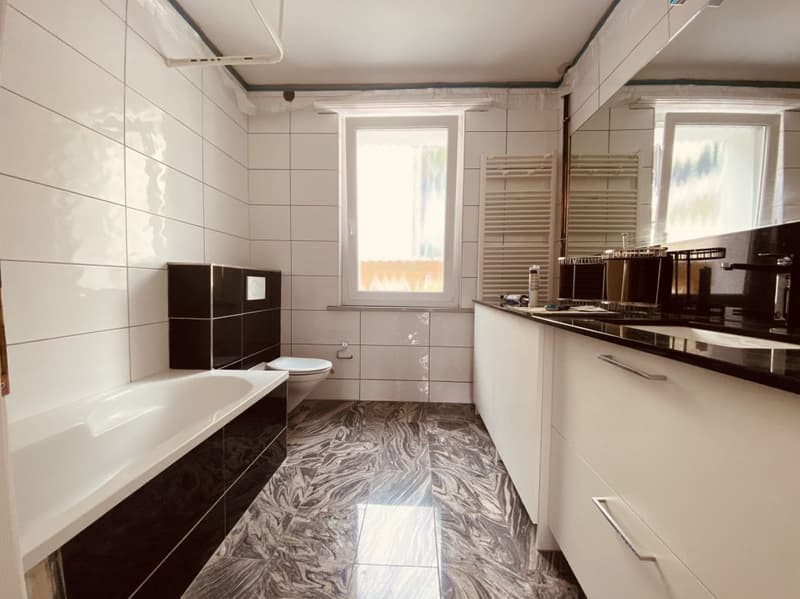 Maison de 4,5 pièces rénovée avec place assise et cave - Idéale pour les célibataires, les couples ou les petites familles (6)