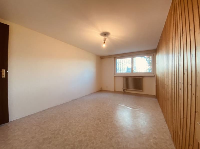 Gepflegtes 5.5-Zimmer Doppelhaus mit Garten, Garage und Parkplatz (13)