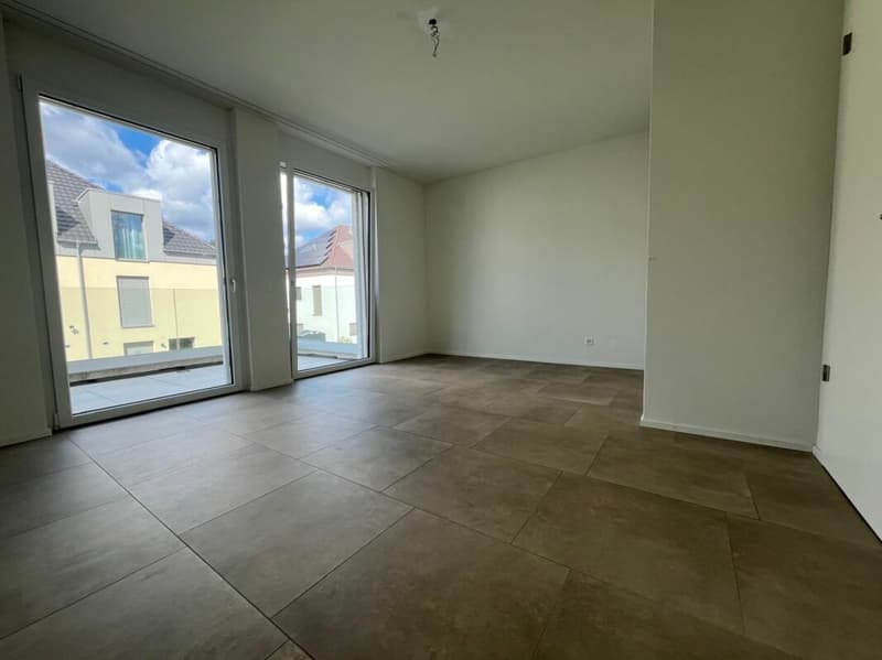 Casa a schiera nuova (F1) con 2 celle umide, 2 posti auto, giardino e area di seduta (28)