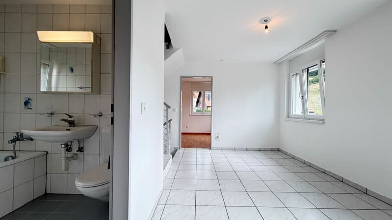 Spacious 5.5-room house with garage, 4 outdoor parking spaces, and roof terrace (10)