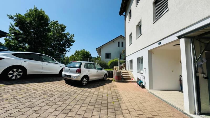 Spacious 5.5-room house with garage, 4 outdoor parking spaces, and roof terrace (20)