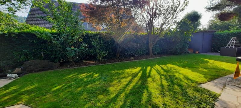 Nachhaltiges 7.5-Zimmer-Einfamilienhaus mit Photovoltaikanlage, Pool, Sauna & Fitness (22)