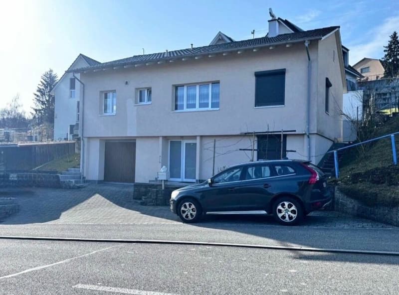 4.5-Zimmer-EFH mit 580 m²Grundstück, Garage & viel Potenzial (2)