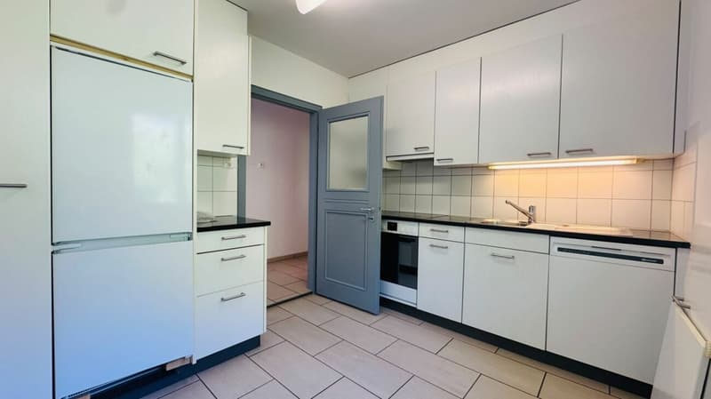 Helle 3-Zimmer-Wohnung mit schöner Aussicht an ruhiger Lage in Waldenburg (4)