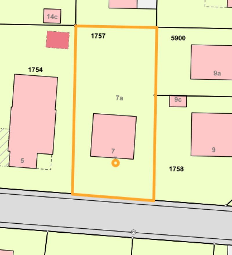 Detached house with approved semi-detached house project - renovate, expand or rebuild (3)