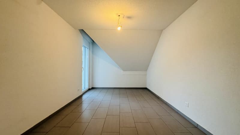 4.5-Zimmer-Maisonette mit Balkon, 2 Nasszellen, 2 Tiefgaragenplätzen, Waschturm und Keller (17)