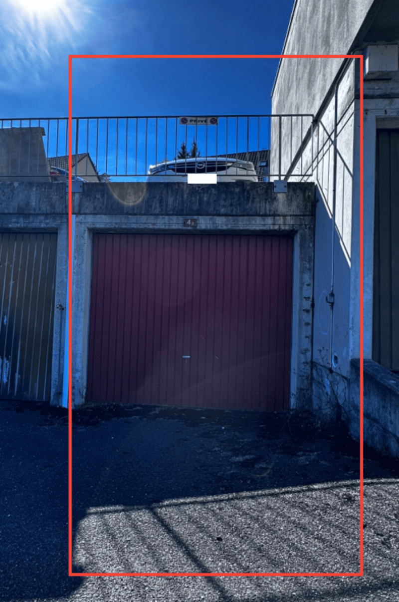 Garagenplatz und Parkplatz oberhalb