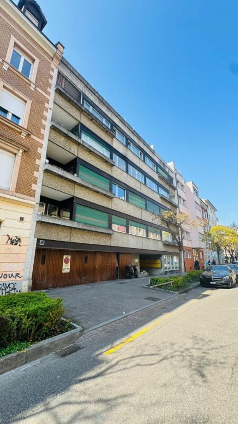 Charmante 3.5-Zimmer-Wohnung im lebendigen Matthäus-Quartier (3)