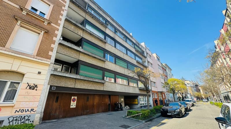 Charmante 3.5-Zimmer-Wohnung im lebendigen Matthäus-Quartier (2)