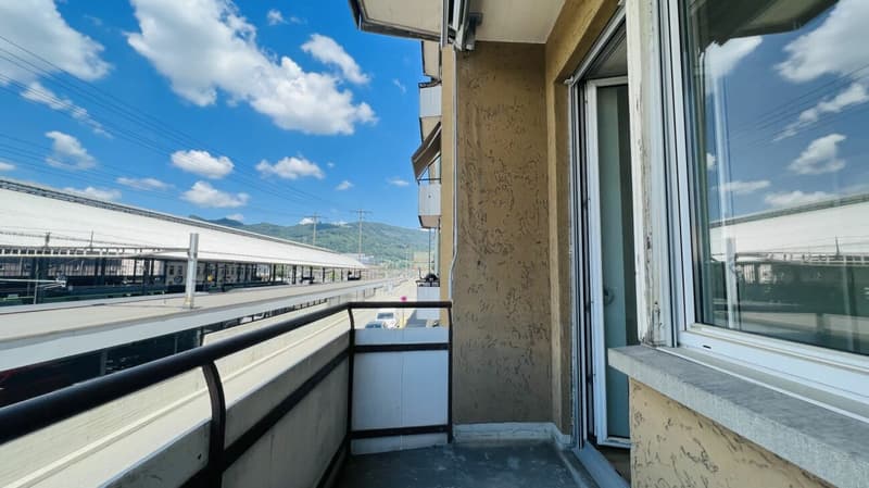 Neuwertige 2,5-Zimmerwohnung mit Balkon und Keller direkt am Bahnhof (1053) (5)