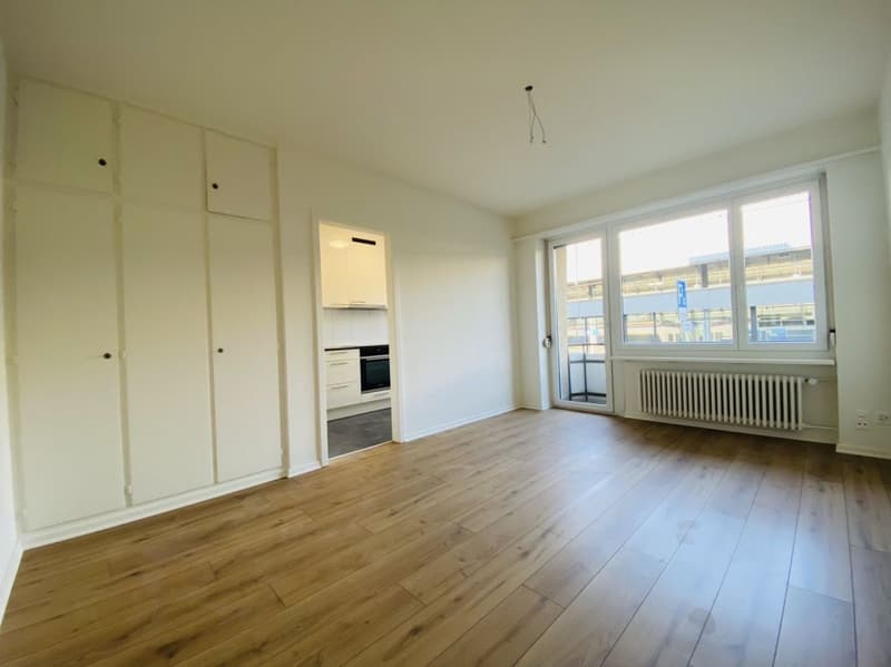 Zweitbezug 2.5-Zimmer mit Balkon und Keller (1021) (4)