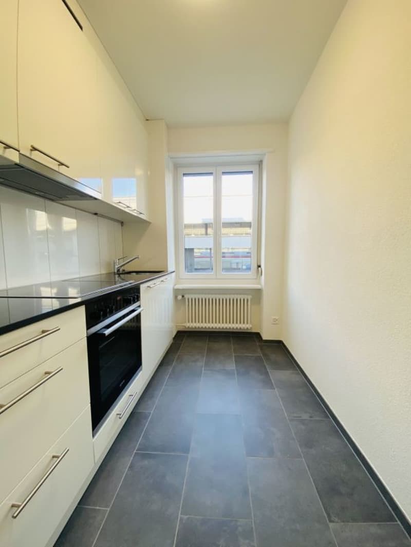 Zweitbezug 2.5-Zimmer mit Balkon und Keller (1021) (6)