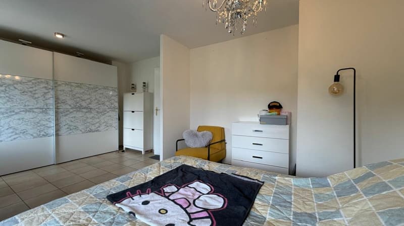 5½-Zimmer-Doppelhaushälfte mit sonnigem Garten an begehrter Wohnlage (6)