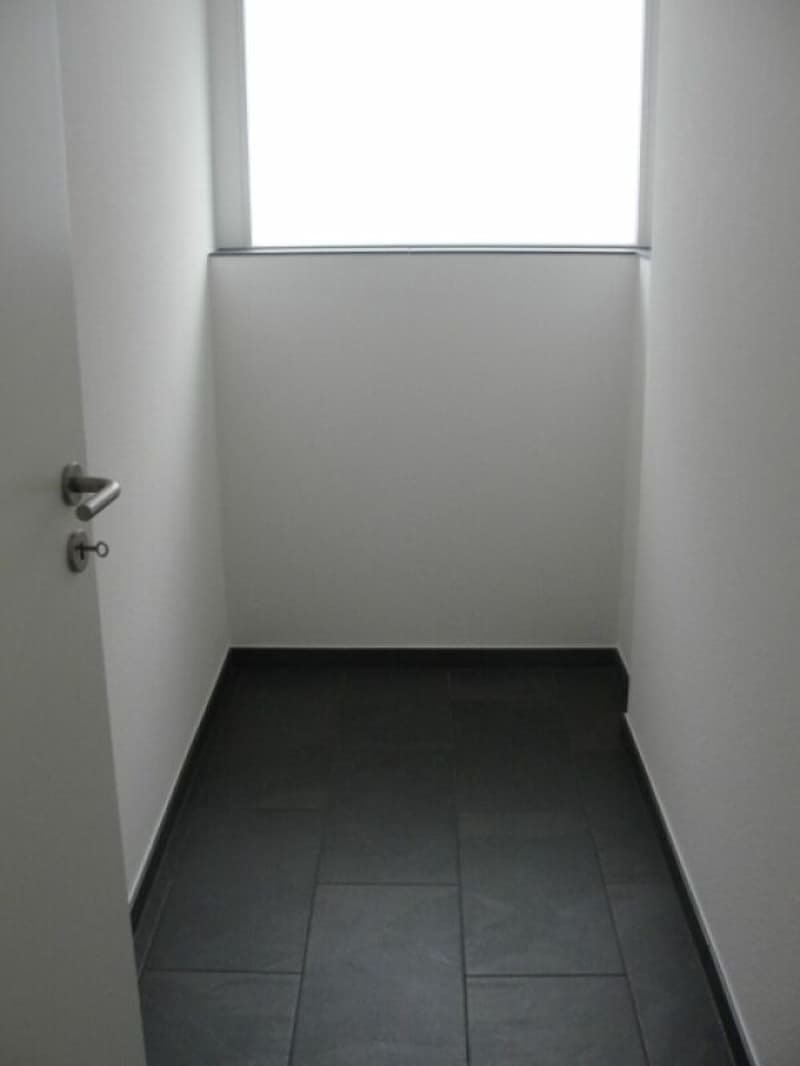 Grosszügige 4.5-Zimmer-Wohnung mit 115 m² Wohnfläche und zwei Badezimmern (8)