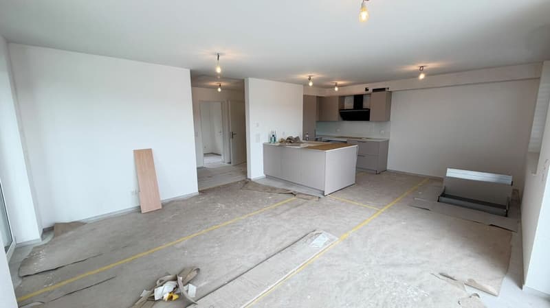 Neu ausgebaute 3.5-Zimmer-Wohnung inklusive 1 PP in Oberwil (3)