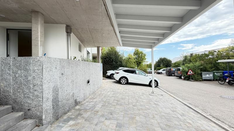 Neu ausgebaute 3.5-Zimmer-Wohnung inklusive 1 PP in Oberwil (8)