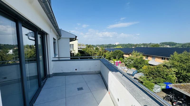 Neu ausgebaute 3.5- und 4.5-Zimmer-Wohnungen - separat oder zusammen kaufbar in Oberwil (2)