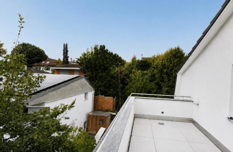 Neu ausgebaute 4.5-Zimmer-Maisonettewohnung in Oberwil inklusive 1 PP (10)