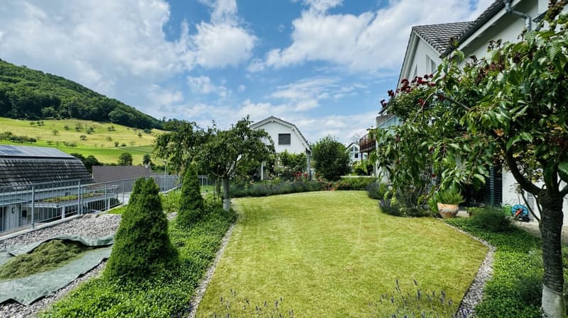 Wunderschönes 5.5-Zimmer Doppelhaus mit Garten, Sitzplatz, Balkon und 2 Parkplätzen (22)