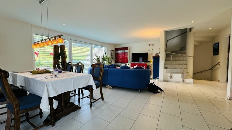 Wunderschönes 5.5-Zimmer Doppelhaus mit Garten, Sitzplatz, Balkon und 2 Parkplätzen (14)