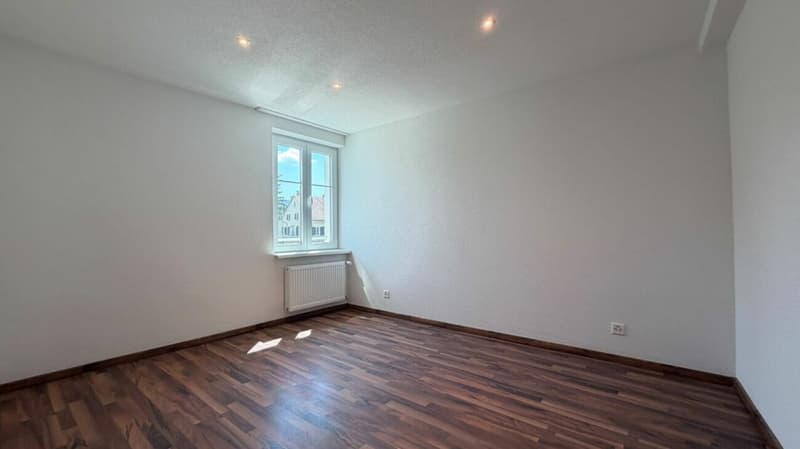 Helle 5-Zimmer-Maisonettewohnung mit grosser Terrasse in Gelterkinden (5)