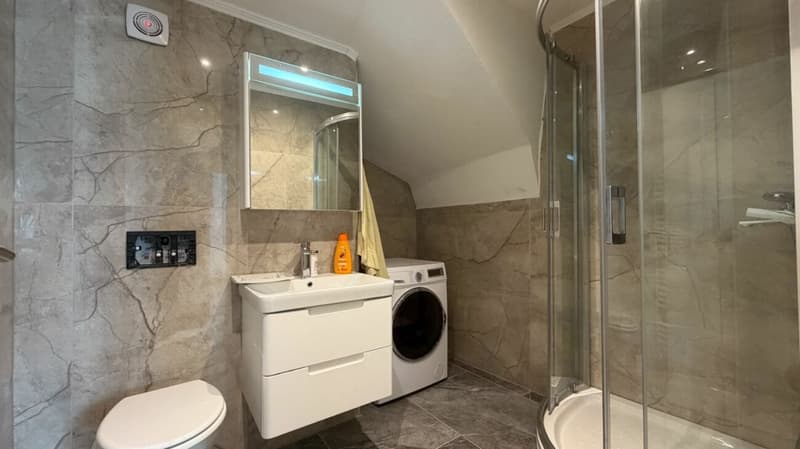 Helle 5-Zimmer-Maisonettewohnung mit grosser Terrasse in Gelterkinden (7)