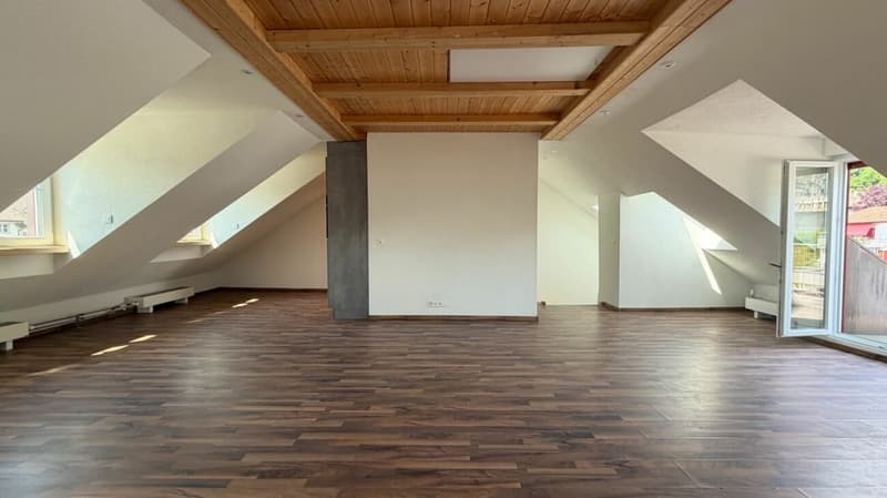 Helle 5-Zimmer-Maisonettewohnung mit grosser Terrasse in Gelterkinden (9)