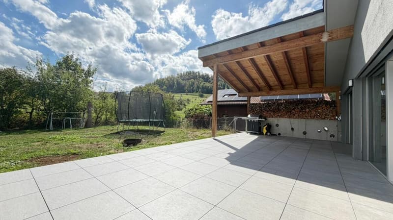 Grosszügiges 7.5-Zimmer-Einfamilienhaus mit Einliegerwohnung und traumhafter Aussicht (17)