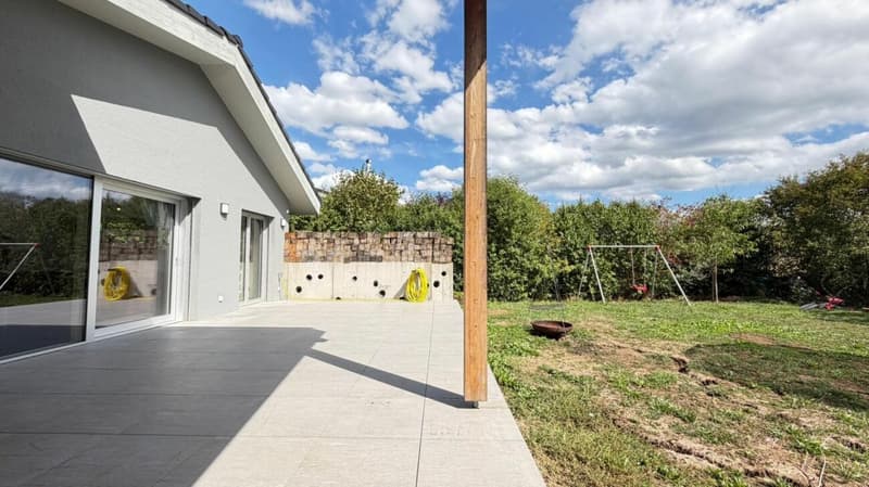 Grosszügiges 7.5-Zimmer-Einfamilienhaus mit Einliegerwohnung und traumhafter Aussicht (16)