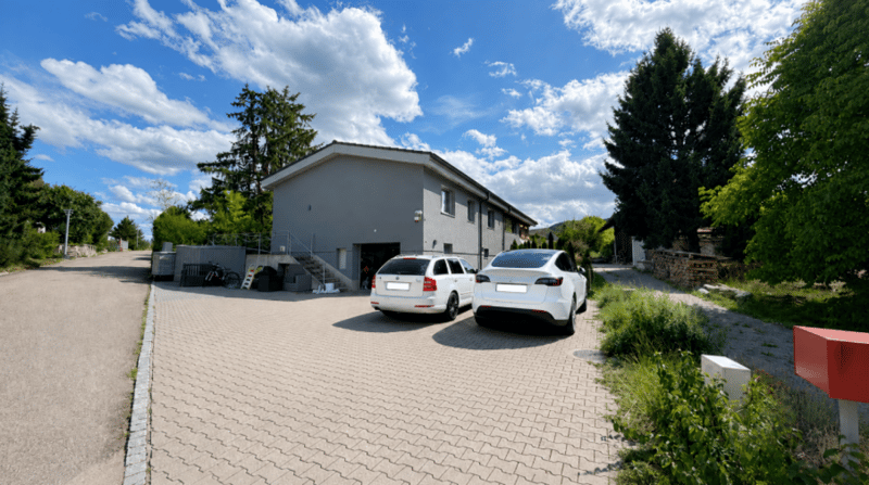 Grosszügiges 7.5-Zimmer-Einfamilienhaus mit Einliegerwohnung und traumhafter Aussicht (18)