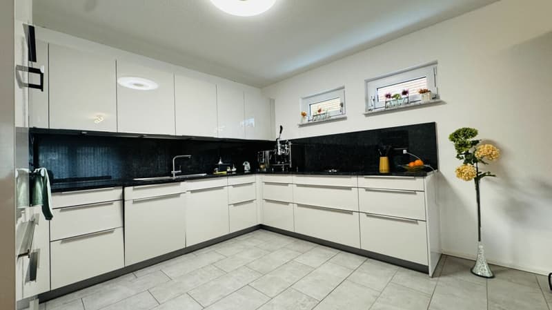 SELTENE GELEGENHEIT: 3-FAMILIENHAUS MIT WERKSTATT, SCHOPF & 16 PARKPLÄTZEN (1)