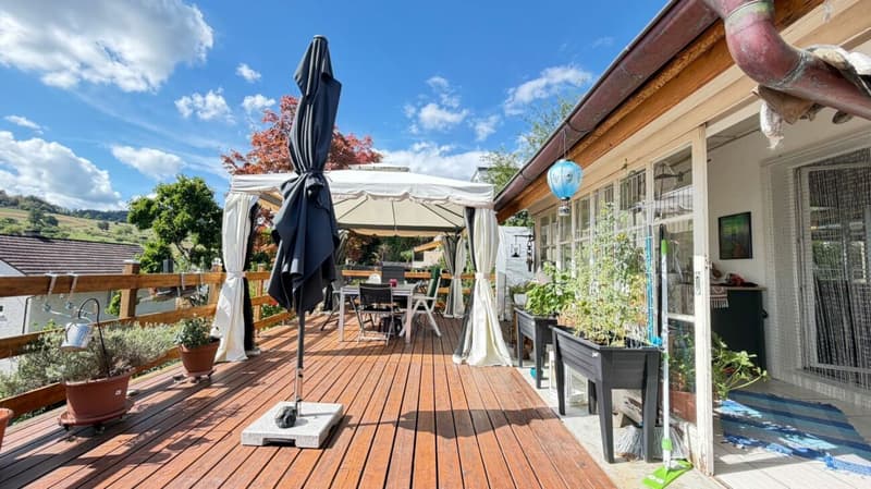 Freistehendes Einfamilienhaus mit grosser Aussichtsterrasse in Frenkendorf (13)