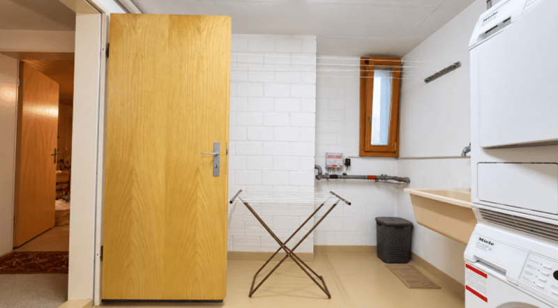 4.5-Zimmer-Doppeleinfamilienhaus mit Garten und Modernisierungspotenzial in Lupsingen (14)