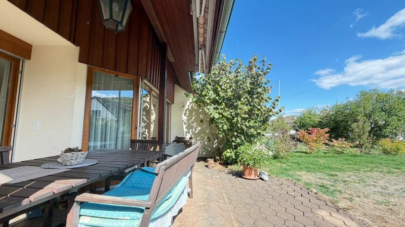 4.5-Zimmer-Doppeleinfamilienhaus mit Garten und Modernisierungspotenzial in Lupsingen (18)