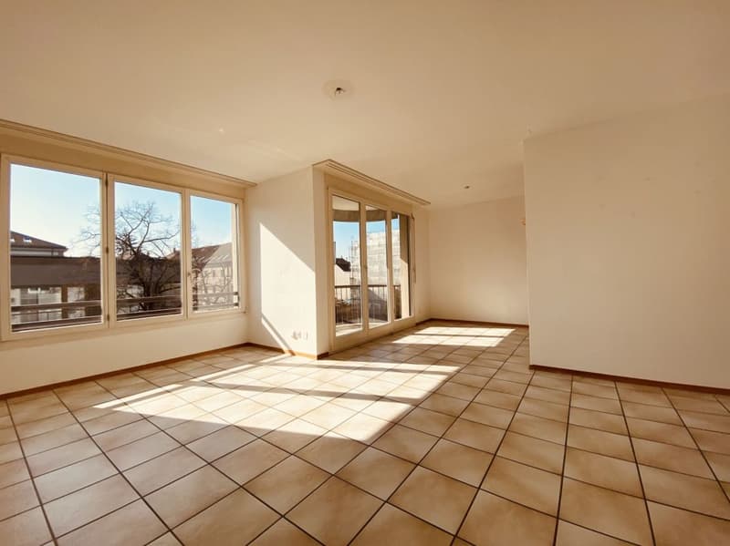 3.5-Zimmerwohnung mit Balkon, eigenem Waschturm, Keller und Veloraum (4)