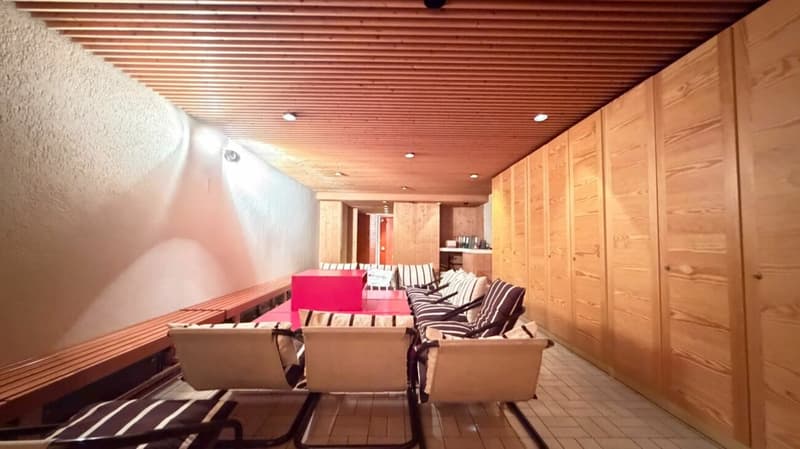 4.5-Zimmer, Terrasse, 2 Nasszellen, Garagenbox, Sauna, Fitness & Partyraum (24)