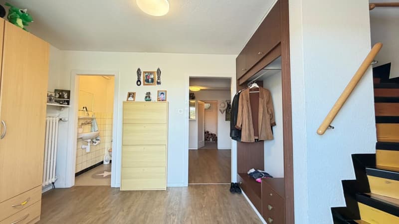 VIEL PLATZ, SONNE & WEITSICHT - 4.5-ZIMMER-EFH MIT 580 M² GRUNDSTÜCK & GROSSER GARAGE (23)