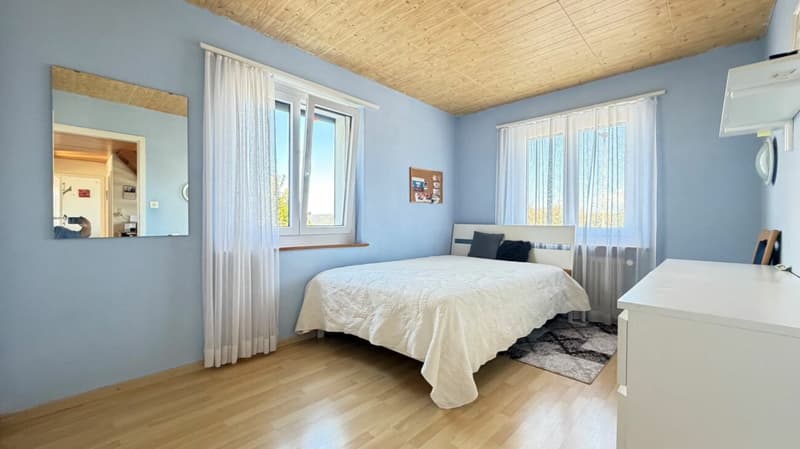 VIEL PLATZ, SONNE & WEITSICHT - 4.5-ZIMMER-EFH MIT 580 M² GRUNDSTÜCK & GROSSER GARAGE (14)