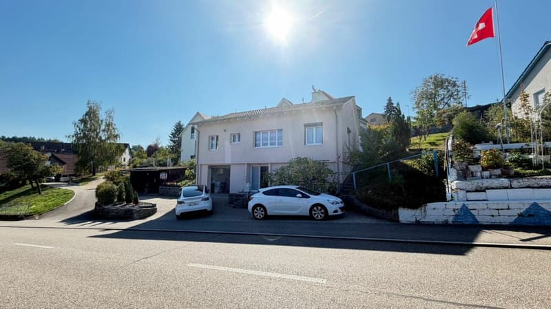 VIEL PLATZ, SONNE & WEITSICHT - 4.5-ZIMMER-EFH MIT 580 M² GRUNDSTÜCK & GROSSER GARAGE (26)