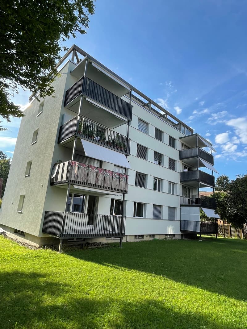 Schöne, kinderfreundliche Wohnung mit Balkon im 3. OG (2)