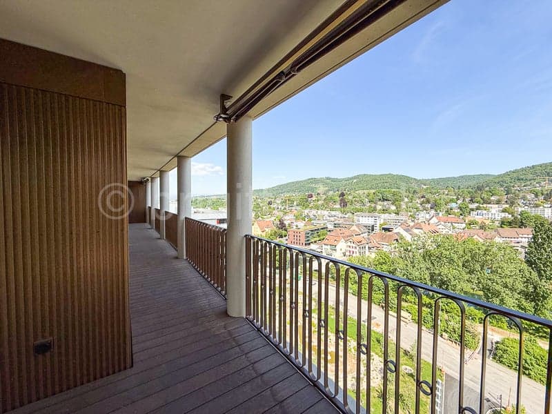 Exclusive maisonette unit with high-quality interior design and breathtaking panoramic views (4)